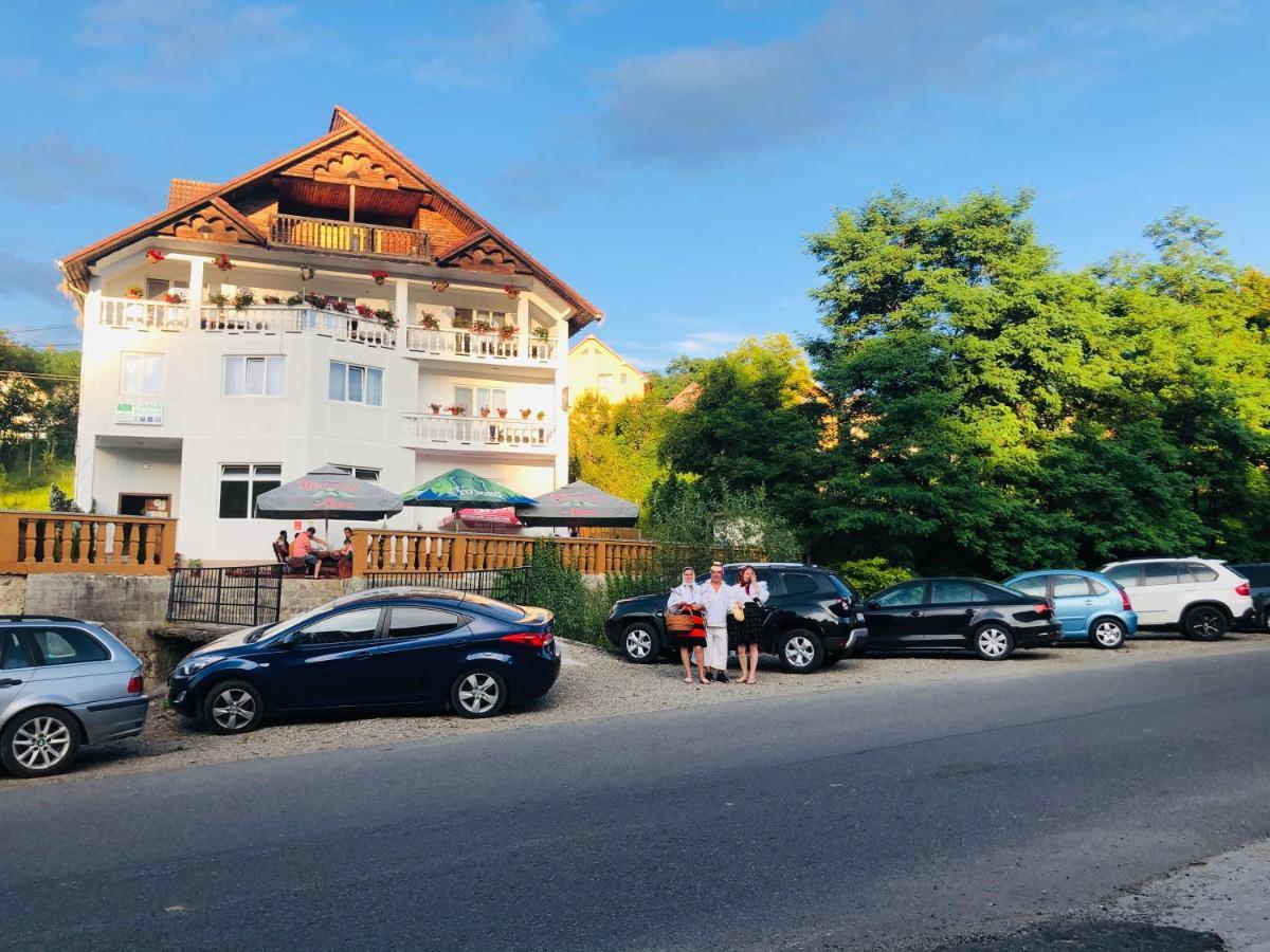 Pensiunea Casa Mariuca Văleni エクステリア 写真
